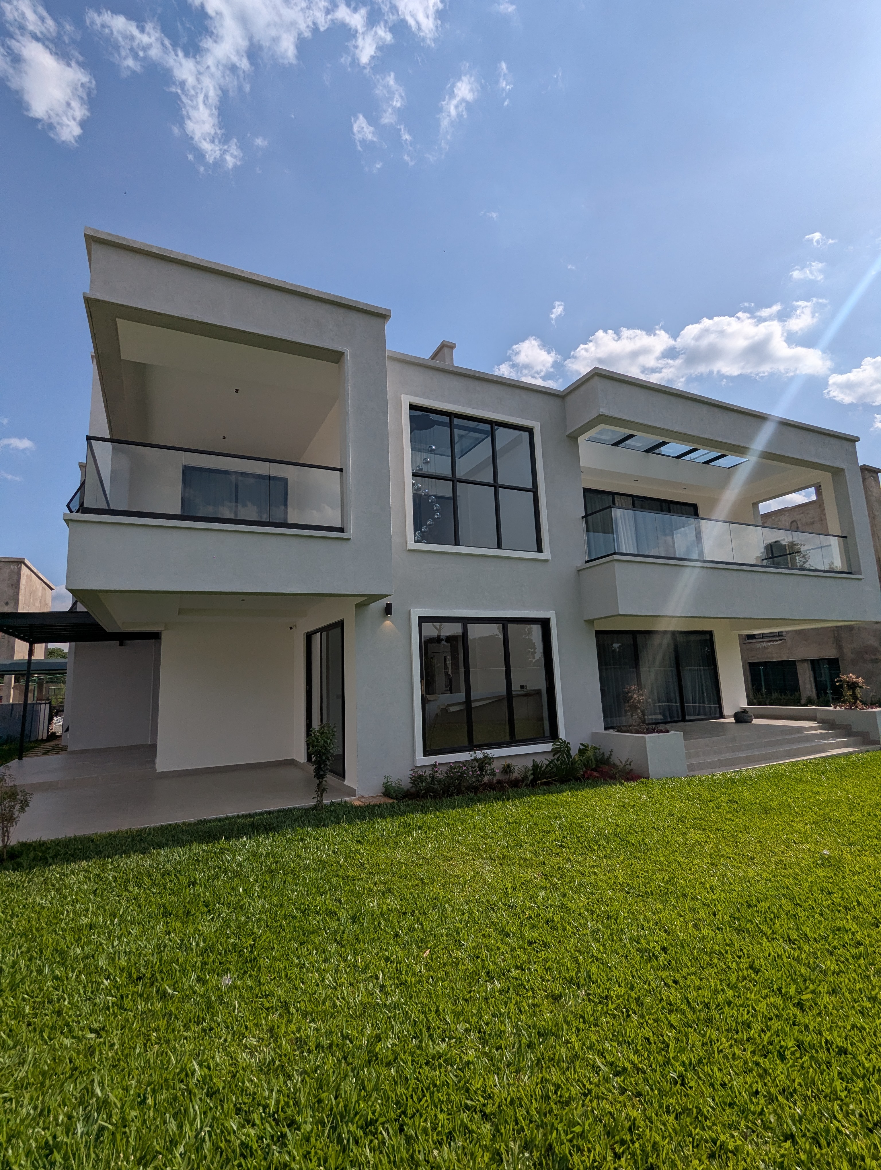 Paradise Residence rear facade